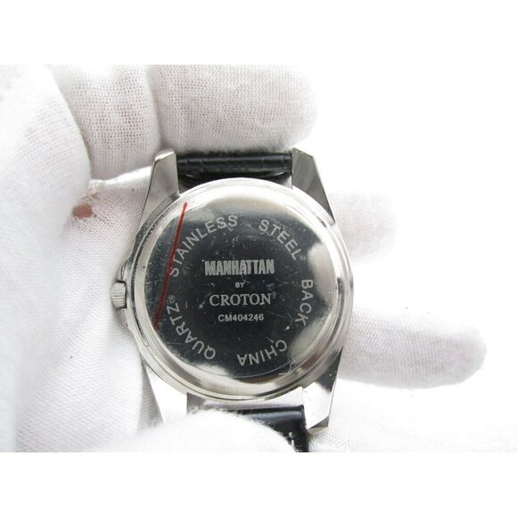 Women Manhattan by Croton Quartz Analog 39mm Round Watch (G732) "New Battery" - Picture 3 of 10